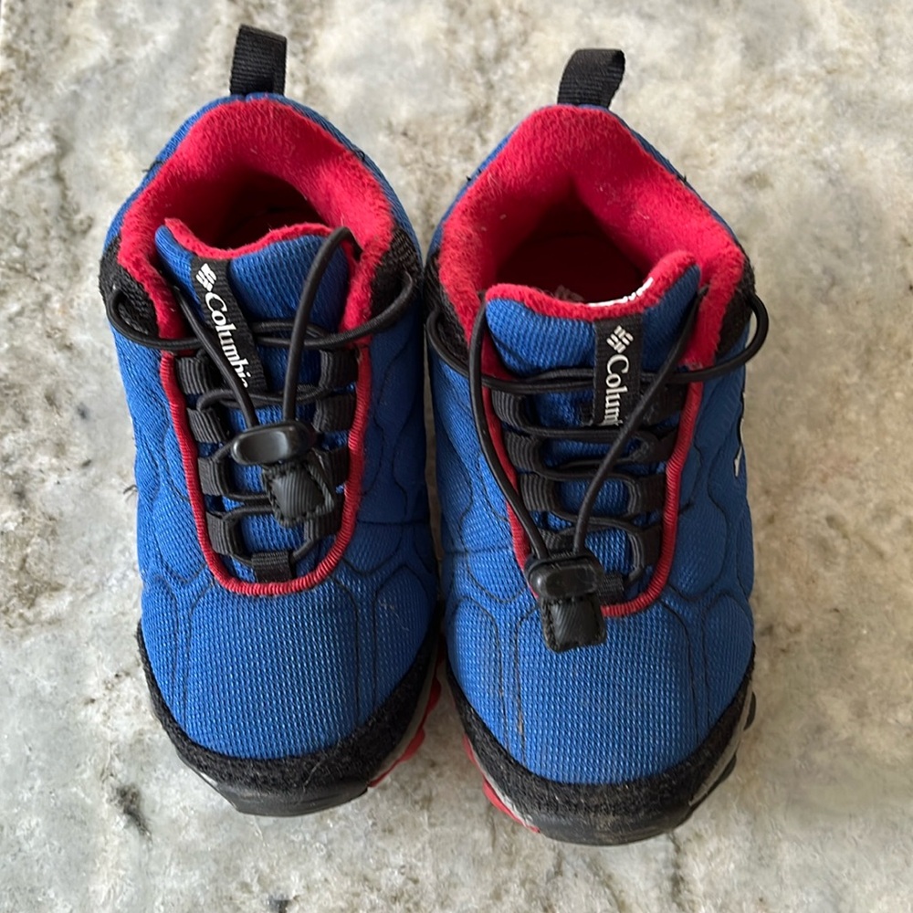 Kids Columbia hiking boots